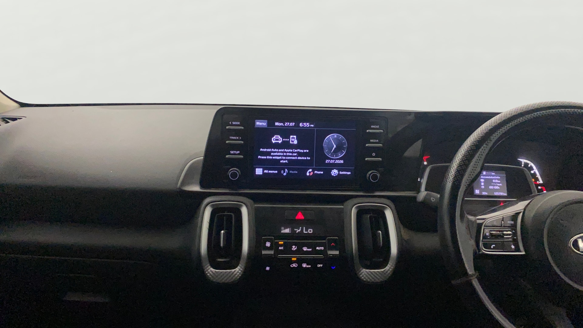 View 2020 Kia Sonet HTK Plus iMT Petrol Image 34 Used 2020 Kia Sonet HTK Plus iMT Petrol Image 34
