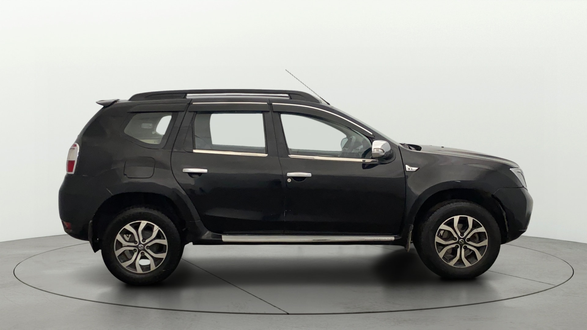 View 2018 Nissan Terrano XLD Plus 85PS Image 8 Used 2018 Nissan Terrano XLD Plus 85PS Image 8