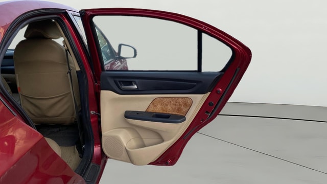 View Honda Amaze Image 5 Used Honda Amaze Image 5