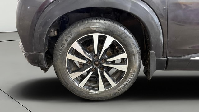 View Nissan Kicks Image 34 Used Nissan Kicks Image 34