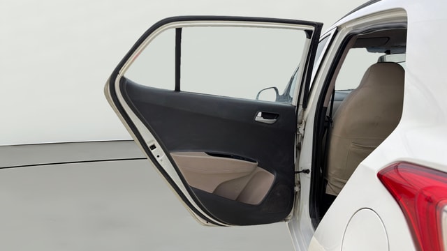 View Hyundai Grand i10 Image 14 Used Hyundai Grand i10 Image 14