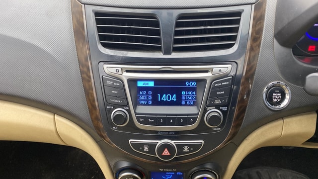 View Hyundai Fluidic Verna Image 18 Used Hyundai Fluidic Verna Image 18