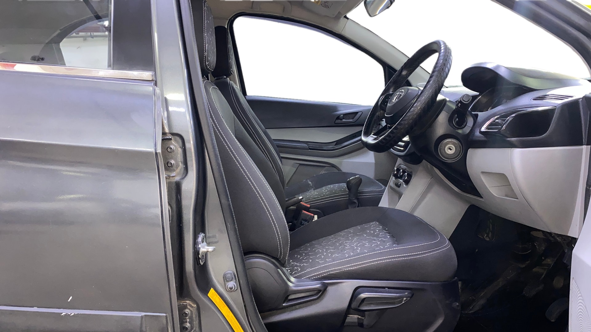 Used 2023 Tata Tiago Used 2023 Tata Tiago