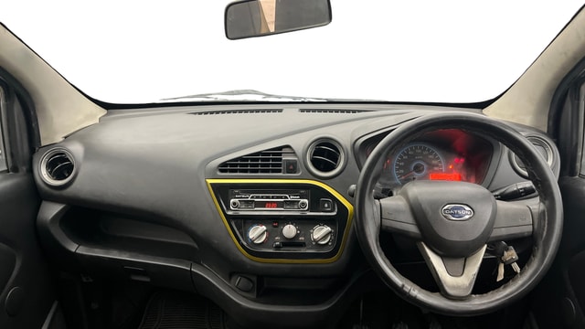 View Datsun Redi GO Image 15 Used Datsun Redi GO Image 15