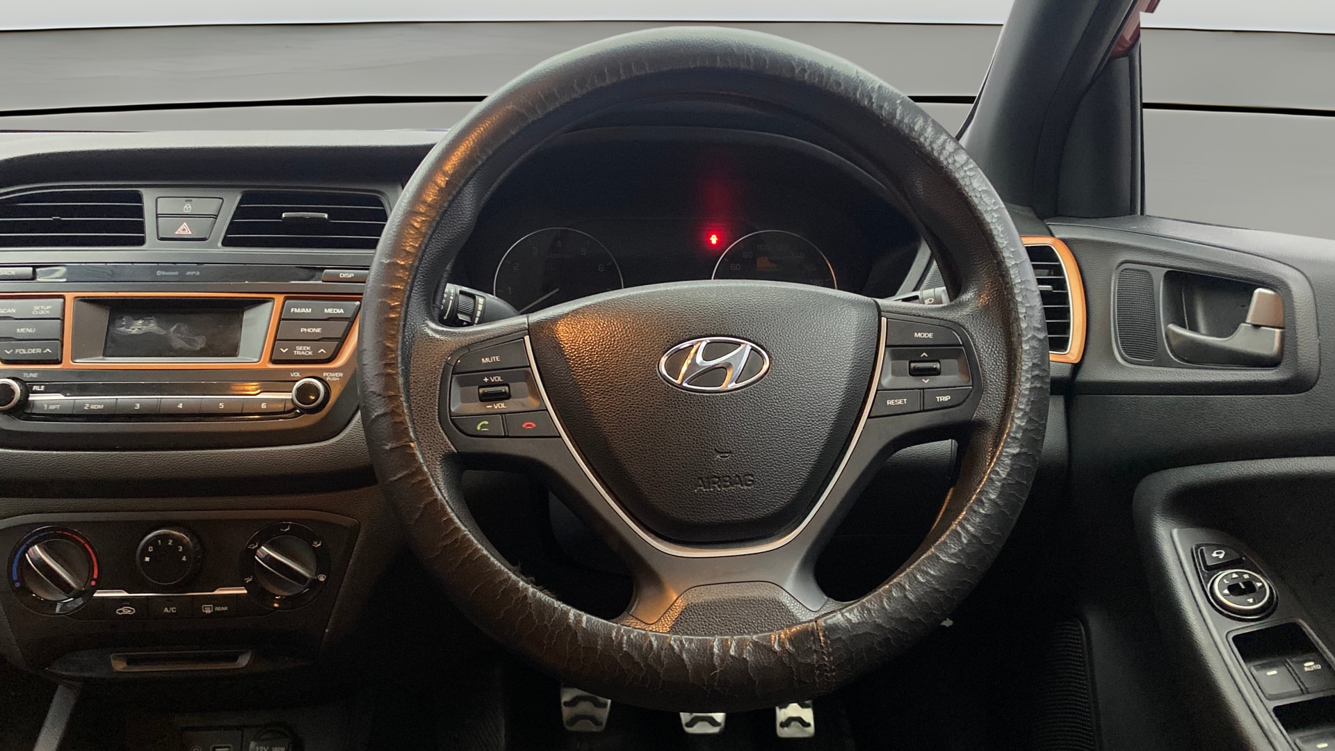 View 2016 Hyundai i20 Active 1.2 S Image 12 Used 2016 Hyundai i20 Active 1.2 S Image 12
