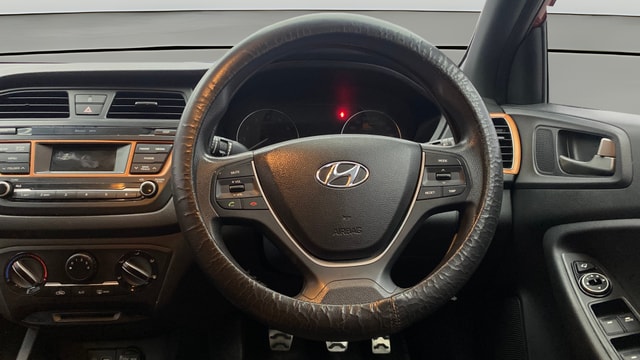 View Hyundai i20 Active Image 12 Used Hyundai i20 Active Image 12