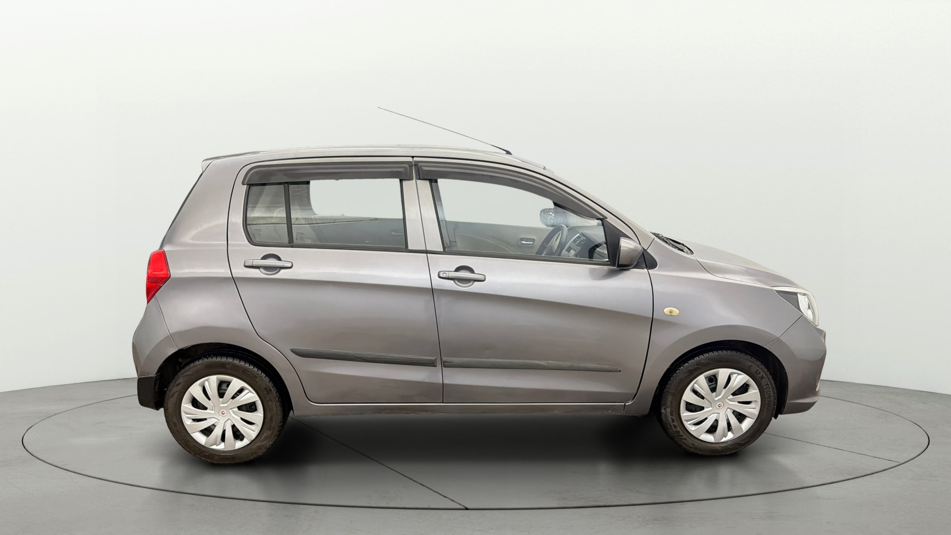 View 2019 Maruti Suzuki 1000 Base Variant Image 8 Used 2019 Maruti Suzuki 1000 Base Variant Image 8