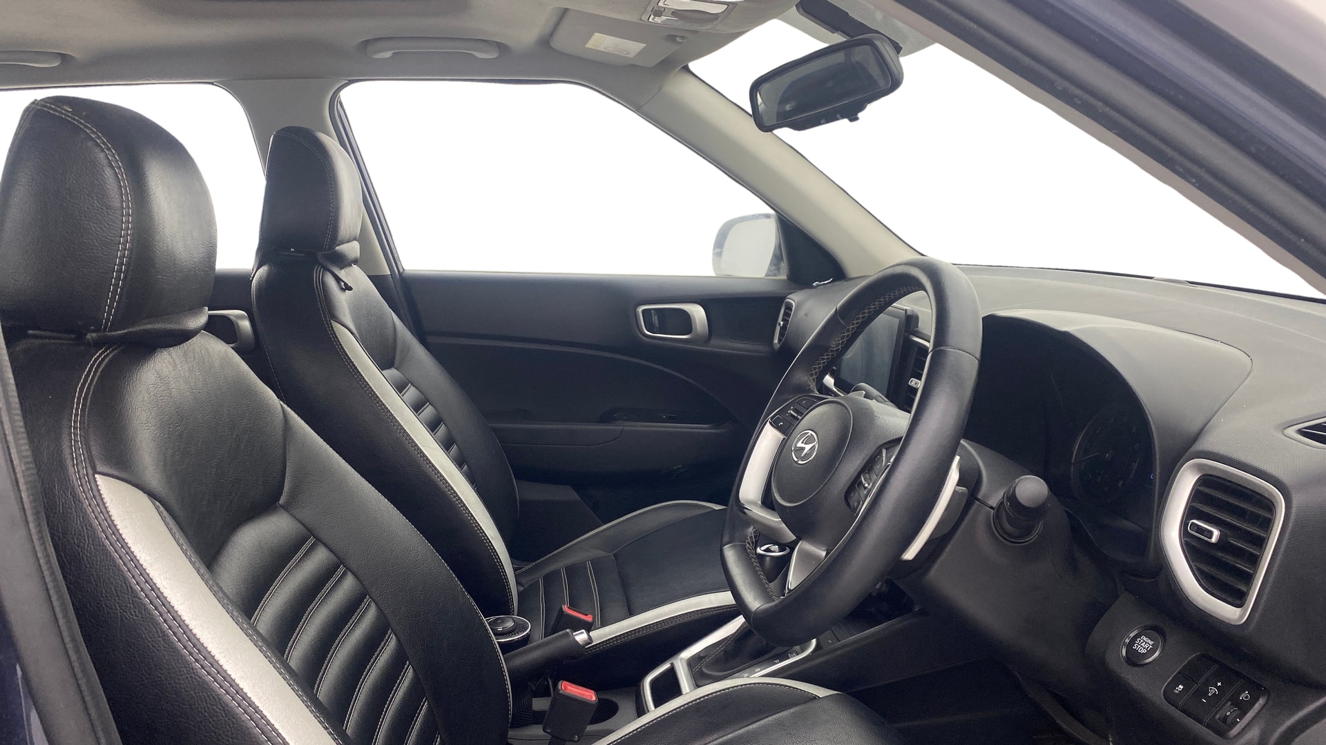 View 2020 Hyundai Venue SX Plus 1.0 Petrol AT Image 28 Used 2020 Hyundai Venue SX Plus 1.0 Petrol AT Image 28