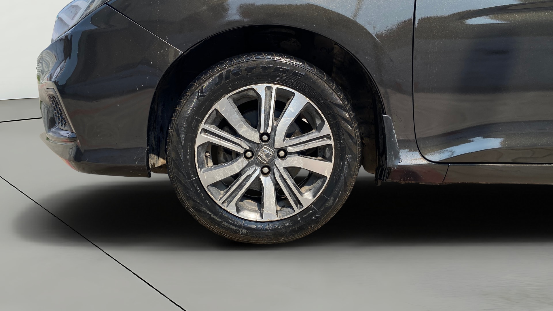 View 2020 Honda City ZX MT Diesel Anniversary Edition Image 29 Used 2020 Honda City ZX MT Diesel Anniversary Edition Image 29