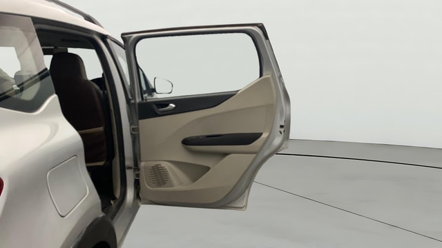 View Renault Triber Image 7 Used Renault Triber Image 7