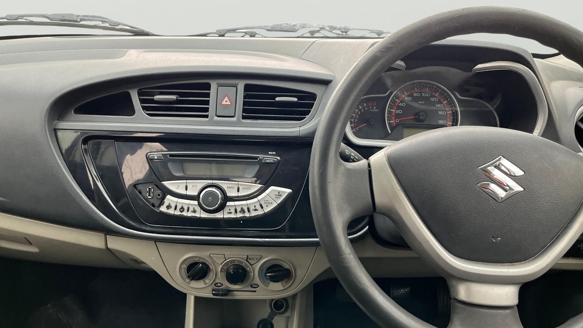 Used 2016 Maruti Suzuki Alto K10 Used 2016 Maruti Suzuki Alto K10