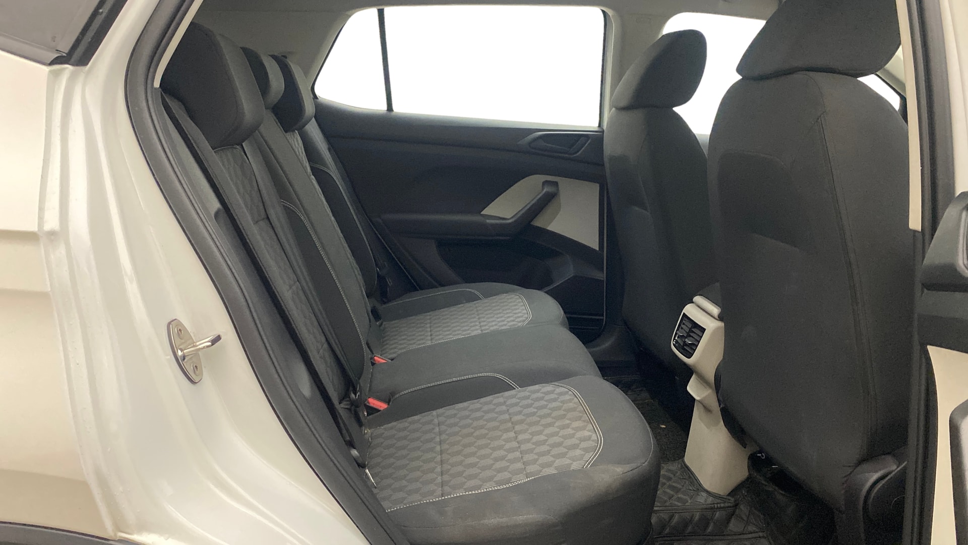 Used 2024 Volkswagen Taigun Used 2024 Volkswagen Taigun