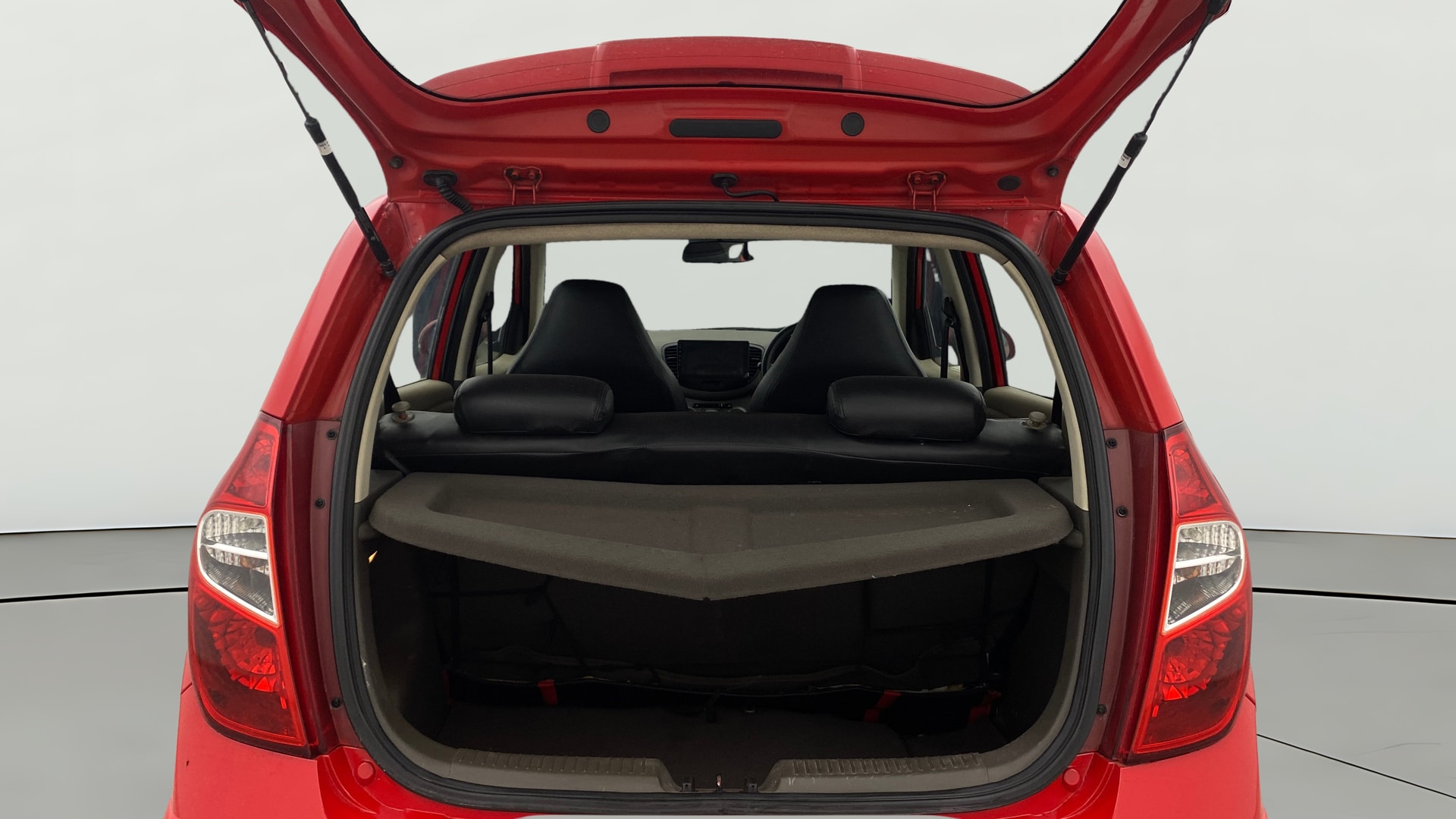 View 2013 Hyundai i10 1.2 Sportz MT Image 36 Used 2013 Hyundai i10 1.2 Sportz MT Image 36