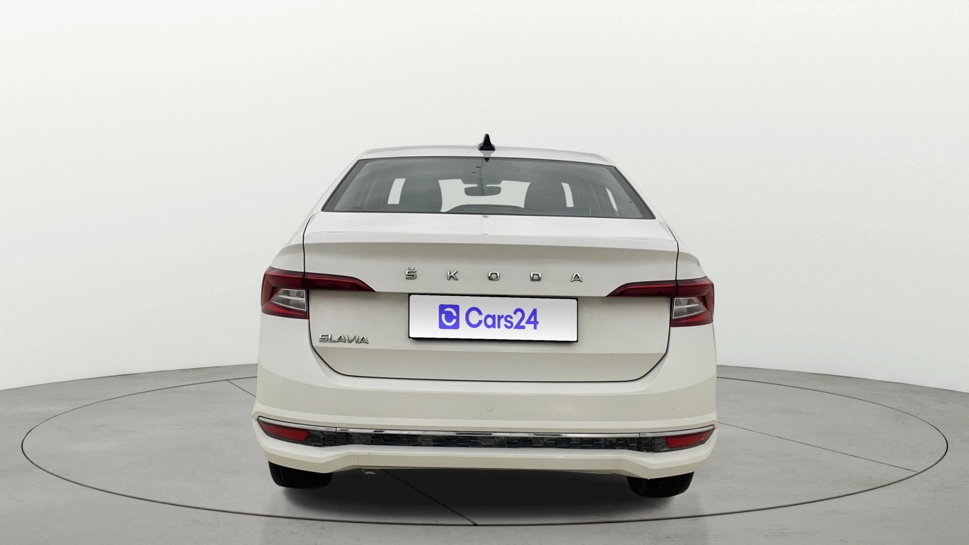 View 2022 Skoda Slavia Style 1.0 TSI MT Image 43 Used 2022 Skoda Slavia Style 1.0 TSI MT Image 43