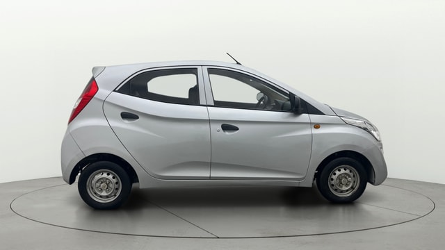 View Hyundai EON Image 8 Used Hyundai EON Image 8