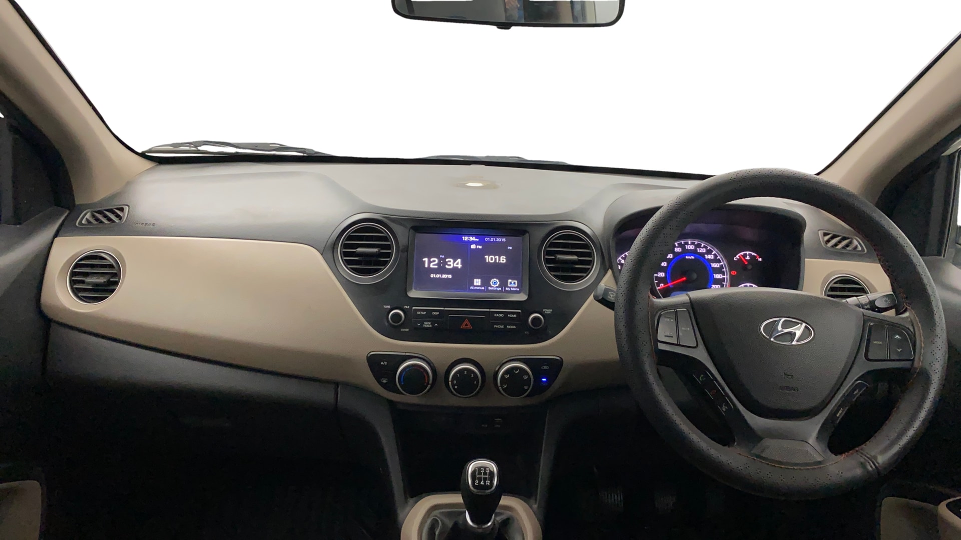 View 2018 Hyundai Grand i10 Sportz 1.2 Kappa Image 15 Used 2018 Hyundai Grand i10 Sportz 1.2 Kappa Image 15
