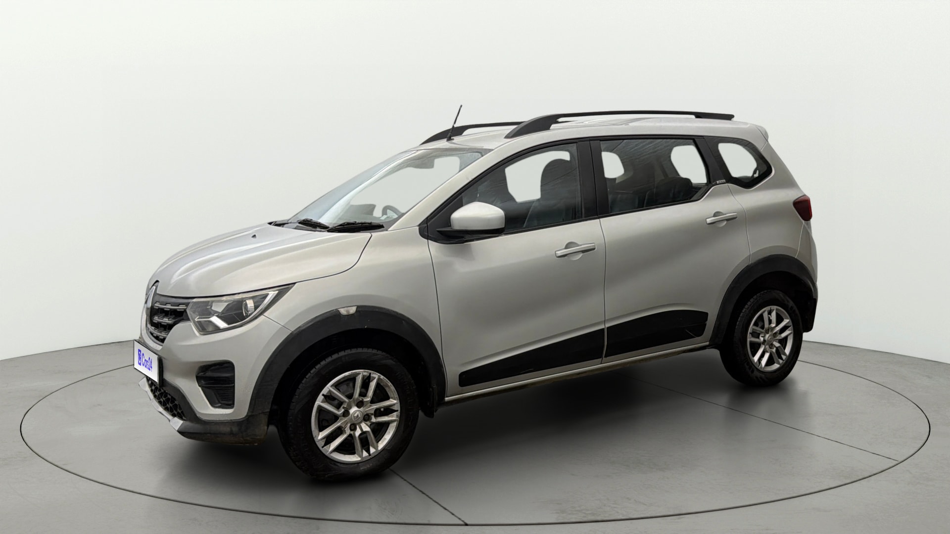 View 2019 Renault Triber RXT Image 35 Used 2019 Renault Triber RXT Image 35