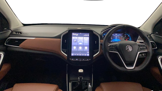 View MG Hector Plus Image 32 Used MG Hector Plus Image 32