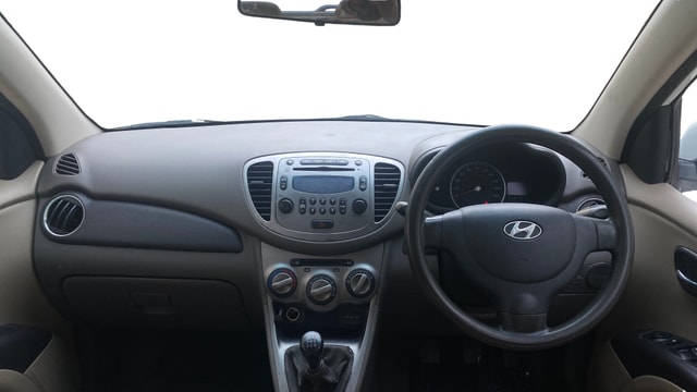 View Hyundai i10 Image 15 Used Hyundai i10 Image 15