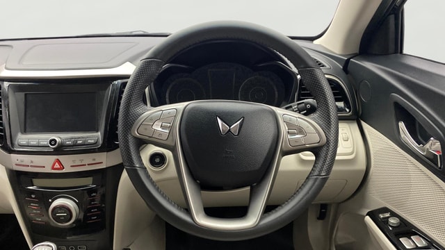 View Mahindra XUV300 Image 13 Used Mahindra XUV300 Image 13