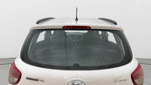 View Hyundai Grand i10 Image 4 Used Hyundai Grand i10 Image 4