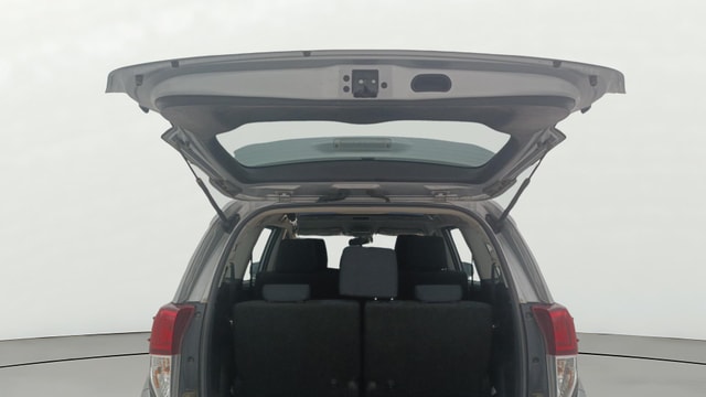 View Toyota Innova Crysta Image 33 Used Toyota Innova Crysta Image 33
