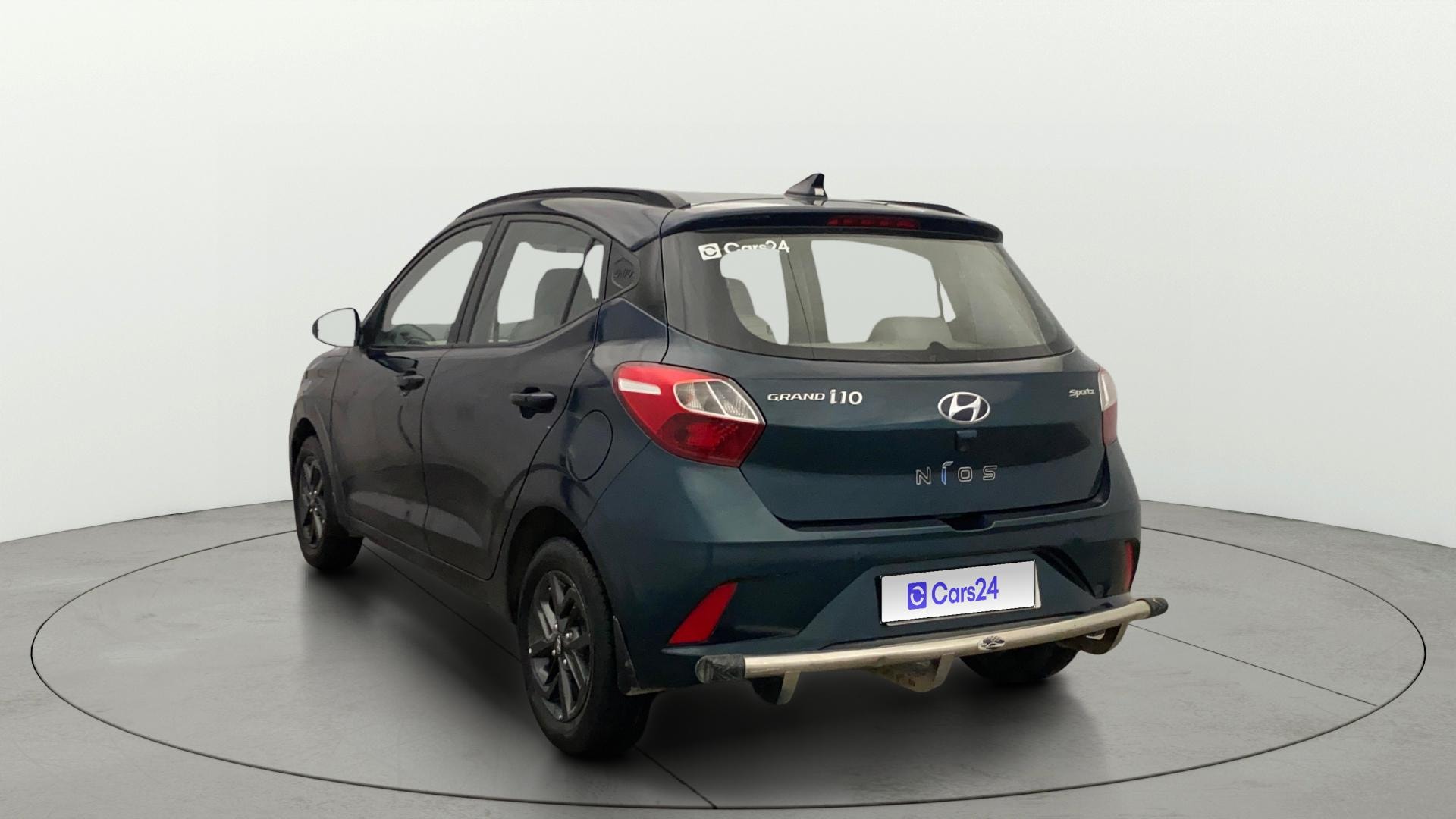 View 2019 Hyundai Grand i10 Nios Sportz Petrol AMT Image 2 Used 2019 Hyundai Grand i10 Nios Sportz Petrol AMT Image 2