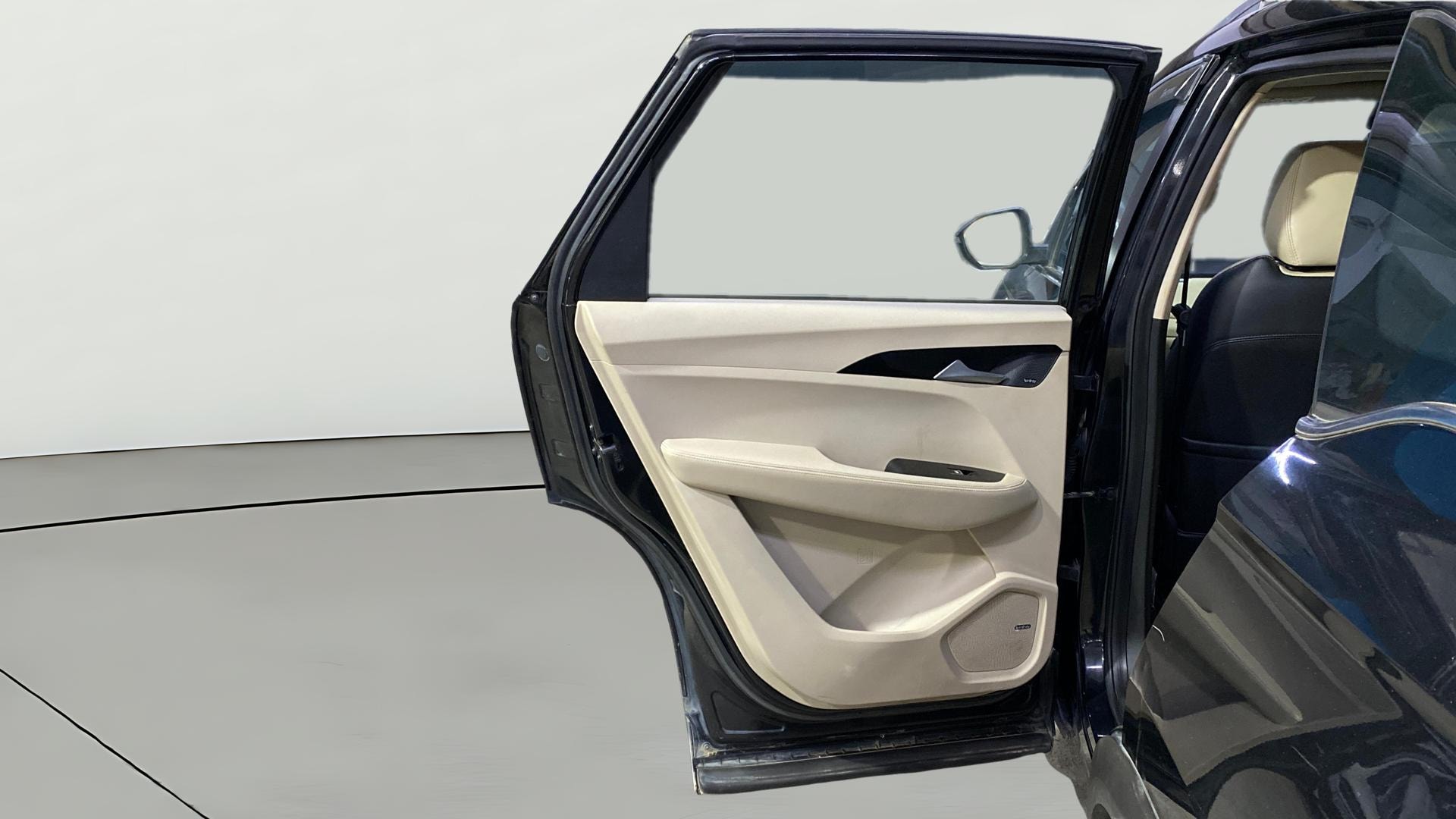 View 2022 MG Hector Sharp CVT Petrol Image 15 Used 2022 MG Hector Sharp CVT Petrol Image 15