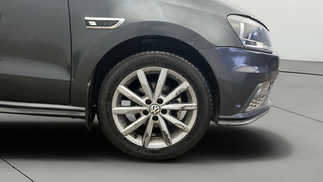 View Volkswagen Polo Image 40 Used Volkswagen Polo Image 40
