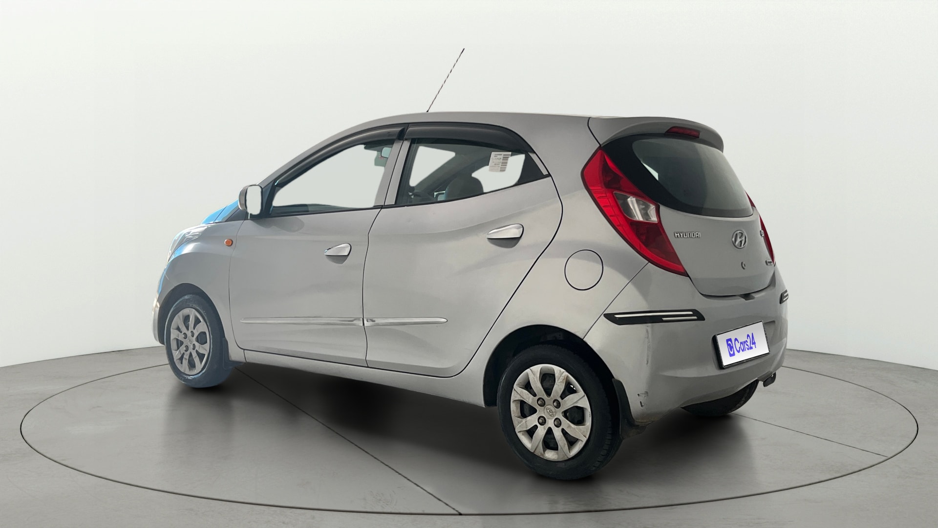 View 2016 Hyundai EON Magna Plus Image 2 Used 2016 Hyundai EON Magna Plus Image 2