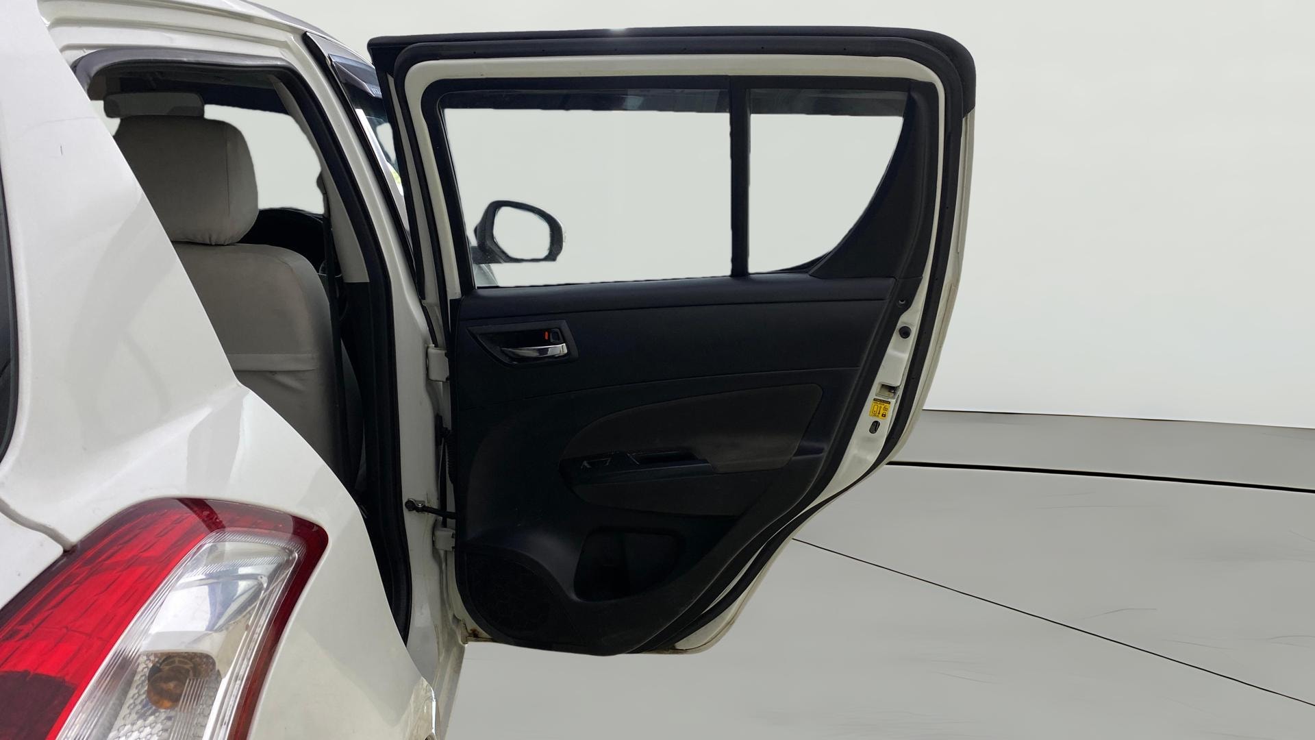 View 2015 Maruti Suzuki 1000 Base Variant Image 7 Used 2015 Maruti Suzuki 1000 Base Variant Image 7