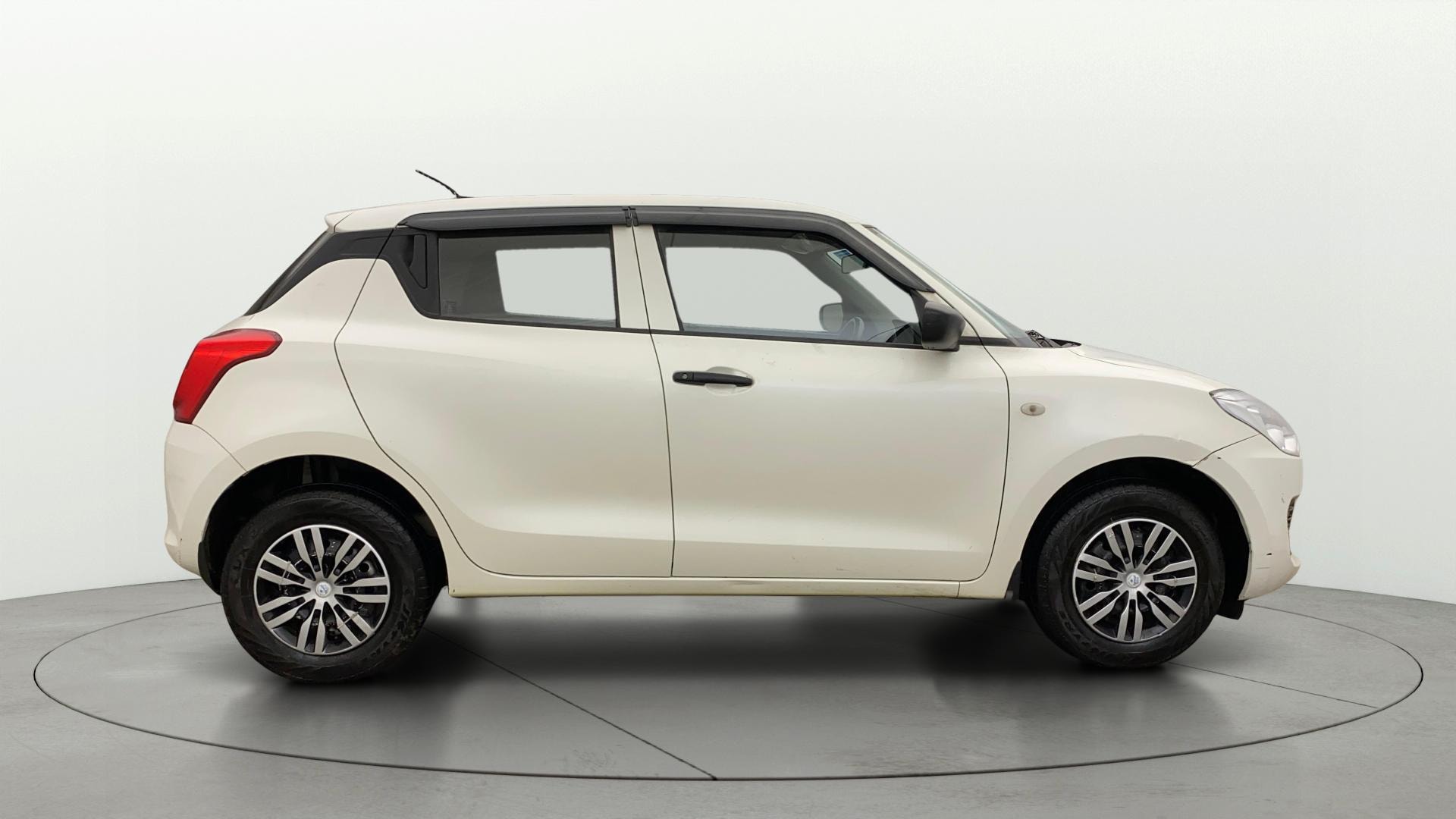 View 2023 Maruti Suzuki 1000 Base Variant Image 8 Used 2023 Maruti Suzuki 1000 Base Variant Image 8
