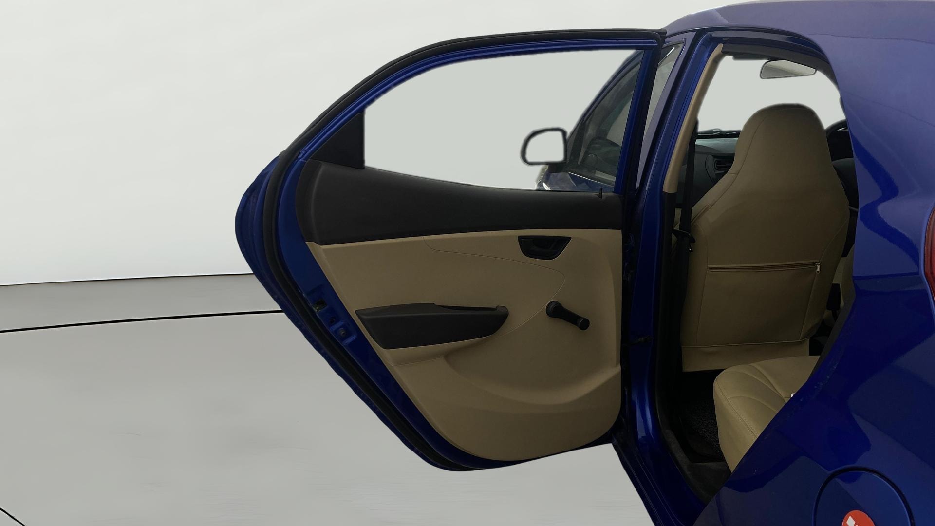 View 2015 Hyundai EON Magna Plus Image 22 Used 2015 Hyundai EON Magna Plus Image 22