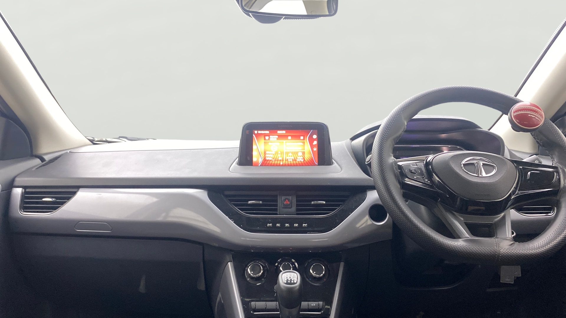 View 2023 Tata Nexon Revotron XE Image 17 Used 2023 Tata Nexon Revotron XE Image 17