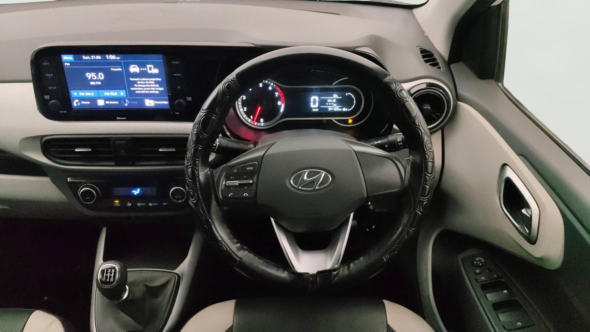 View 2022 Hyundai Grand i10 Nios Sportz Petrol Image 20 Used 2022 Hyundai Grand i10 Nios Sportz Petrol Image 20