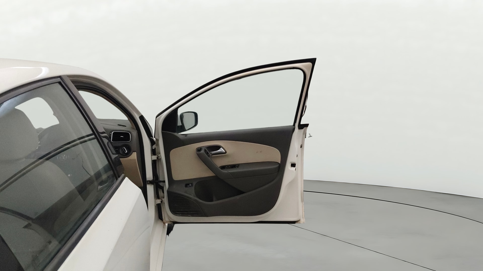 View 2013 Volkswagen Vento 1.2 L TSI Comfortline Petrol AT Image 44 Used 2013 Volkswagen Vento 1.2 L TSI Comfortline Petrol AT Image 44