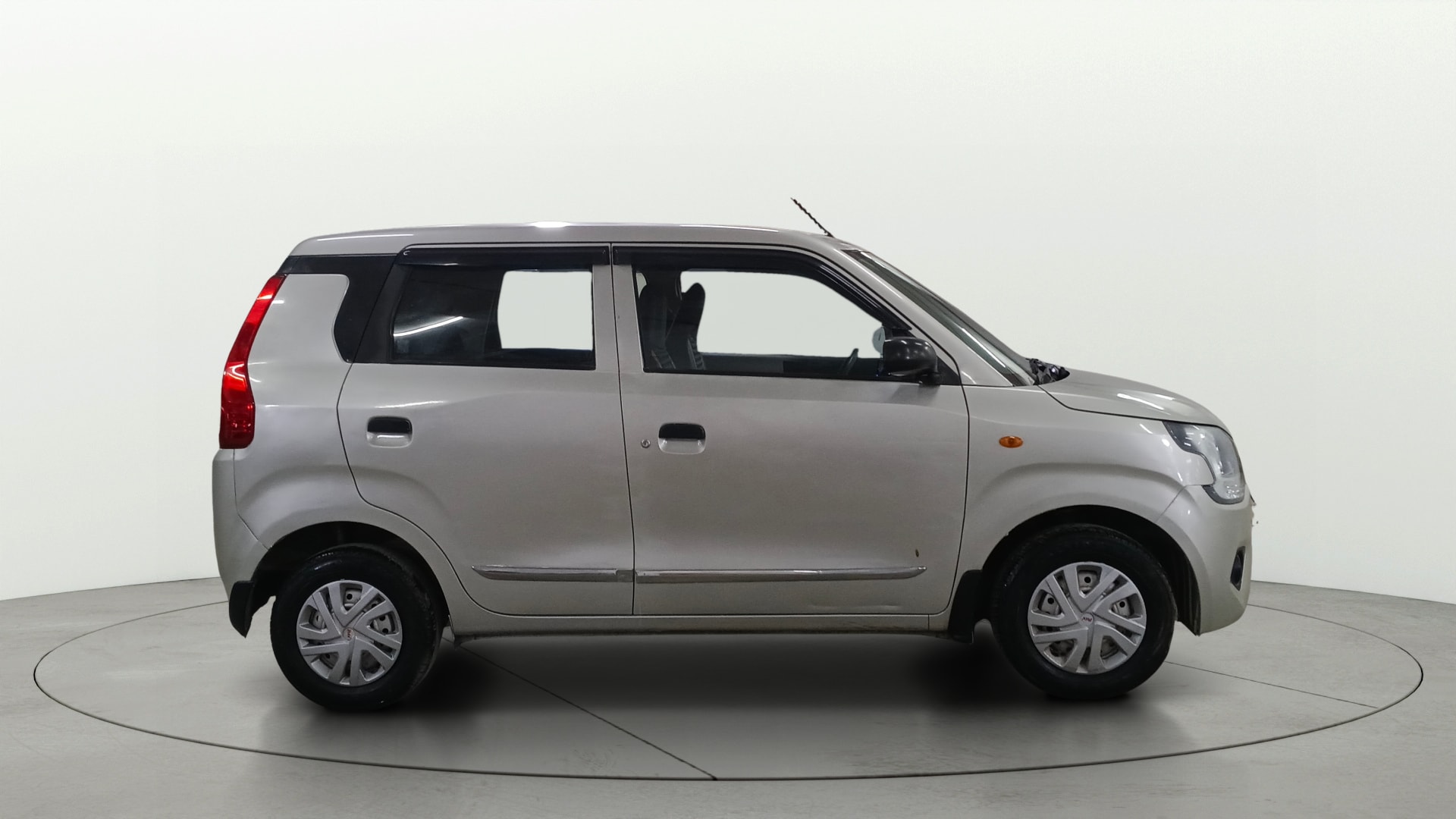 Used 2020 Maruti Suzuki 1000 Used 2020 Maruti Suzuki 1000