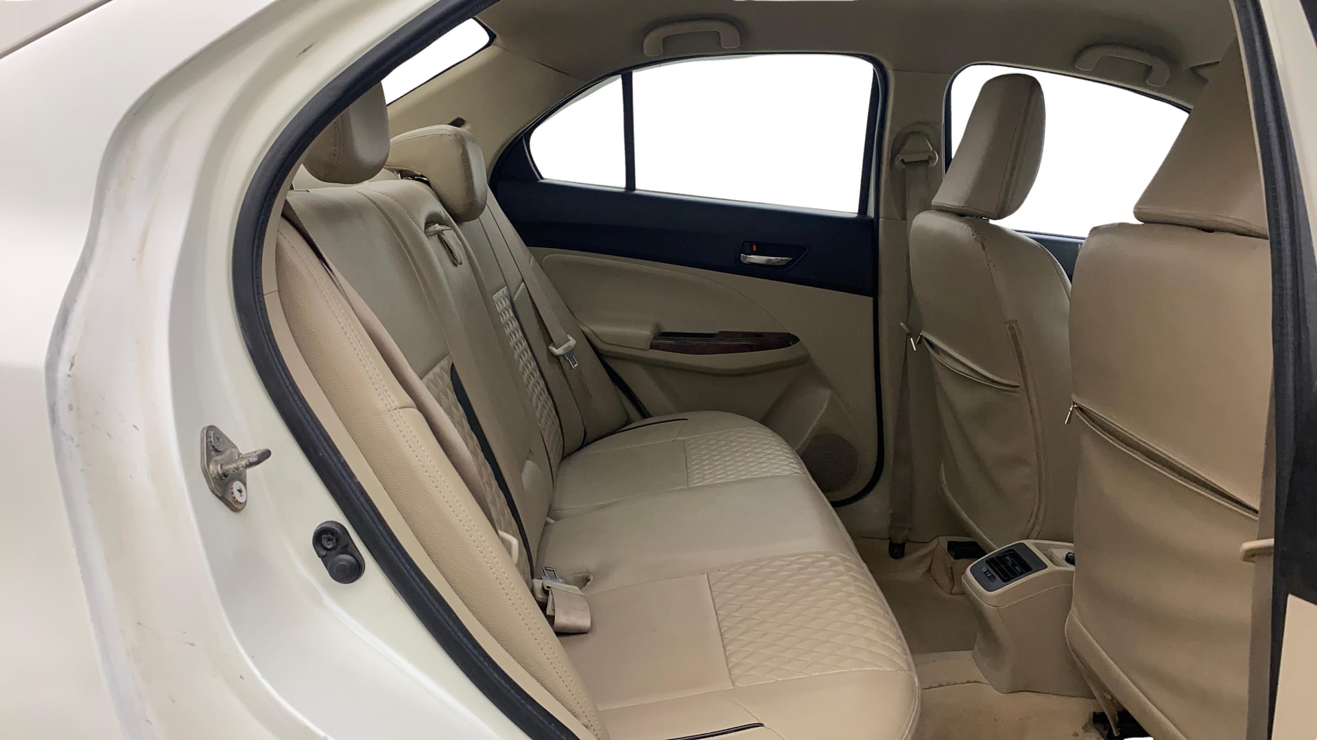 View 2020 Maruti Suzuki 1000 Base Variant Image 29 Used 2020 Maruti Suzuki 1000 Base Variant Image 29