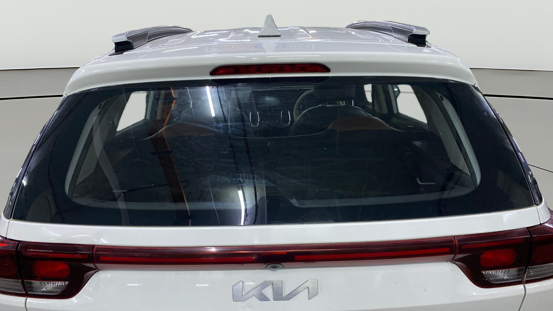 View 2022 Kia Sonet HTK Diesel Image 3 Used 2022 Kia Sonet HTK Diesel Image 3