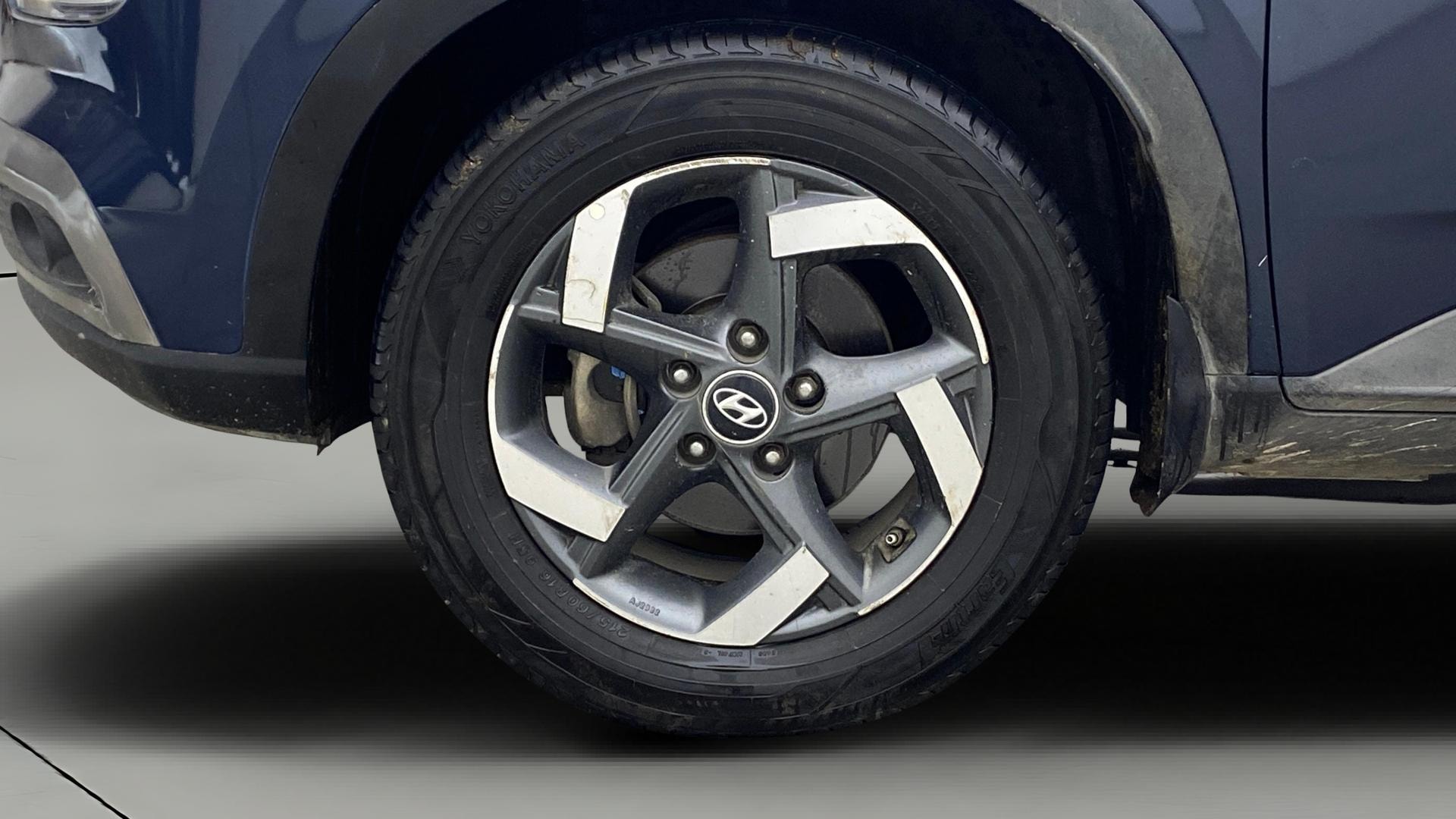 View 2020 Hyundai Venue SX Plus 1.0 Petrol AT Image 30 Used 2020 Hyundai Venue SX Plus 1.0 Petrol AT Image 30