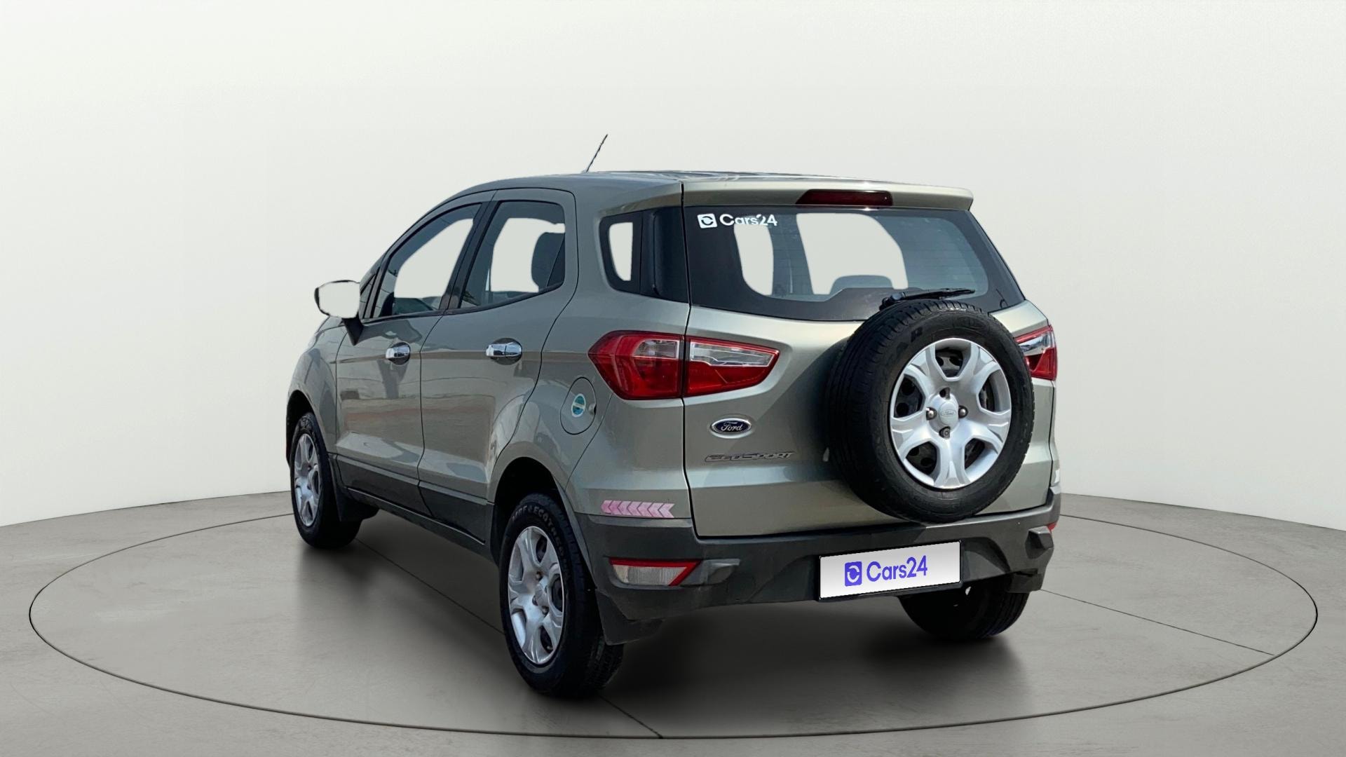 View 2016 Ford EcoSport 1.5 TDCi Diesel Ambiente BS IV Image 2 Used 2016 Ford EcoSport 1.5 TDCi Diesel Ambiente BS IV Image 2