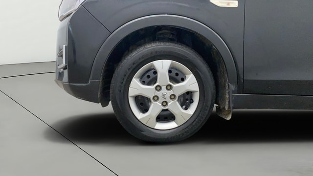 View Mahindra XUV300 Image 28 Used Mahindra XUV300 Image 28