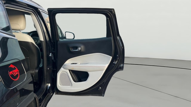 View Jeep Compass Image 7 Used Jeep Compass Image 7