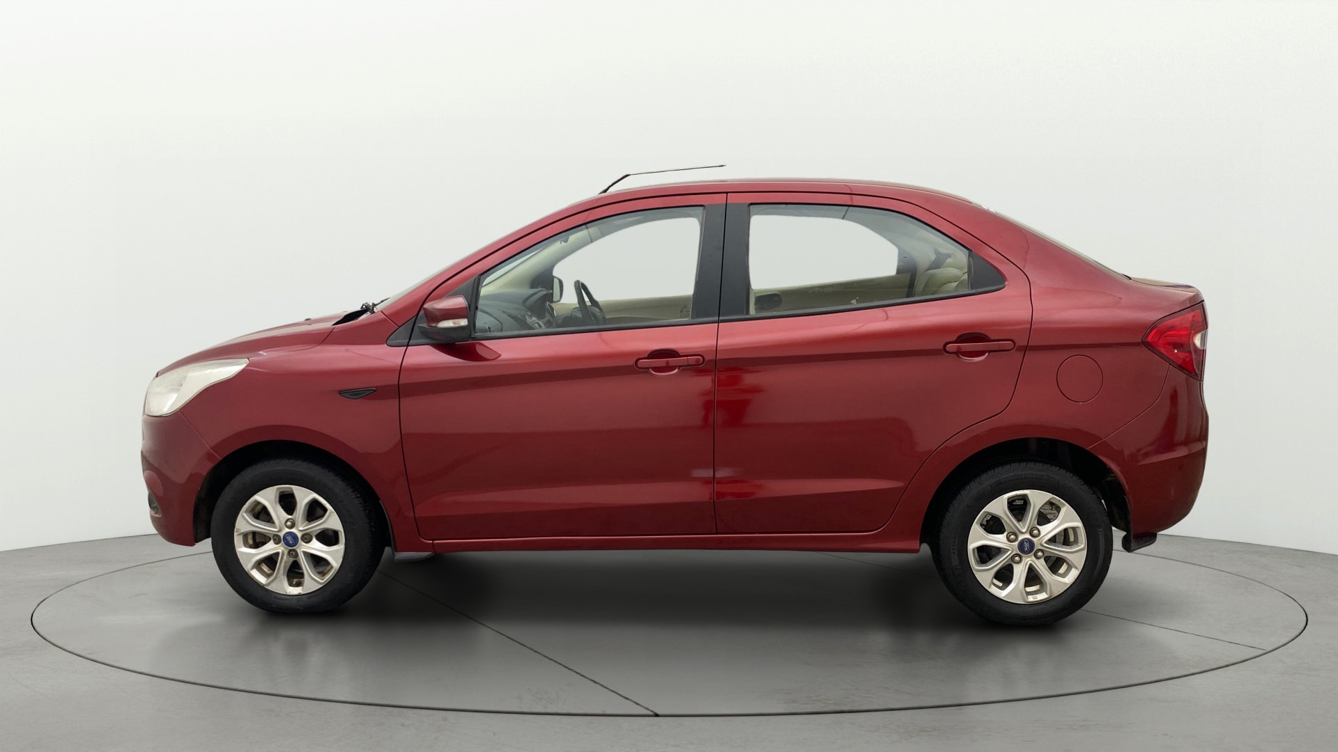 View 2018 Ford Figo Aspire 1.2P Ambiente MT BS IV Image 5 Used 2018 Ford Figo Aspire 1.2P Ambiente MT BS IV Image 5