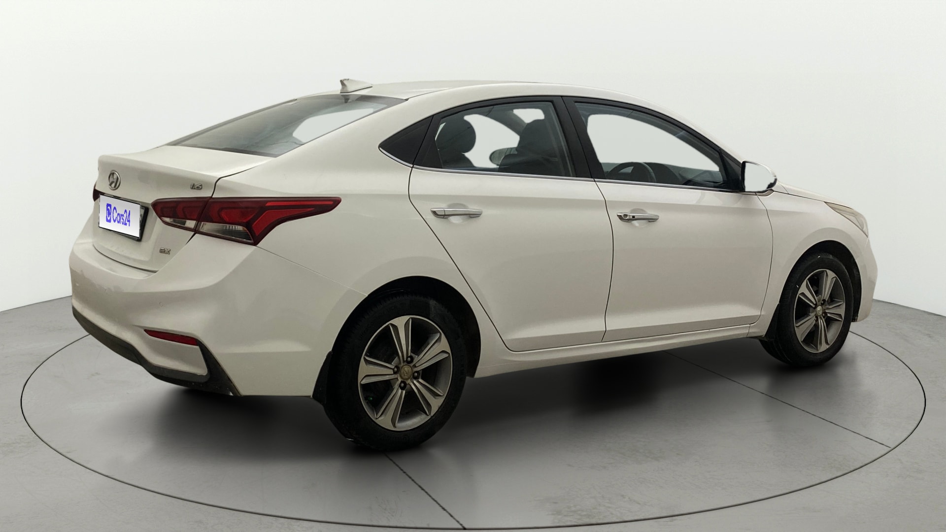 View 2019 Hyundai Verna 1.6 VTVT SX (O) Image 45 Used 2019 Hyundai Verna 1.6 VTVT SX (O) Image 45