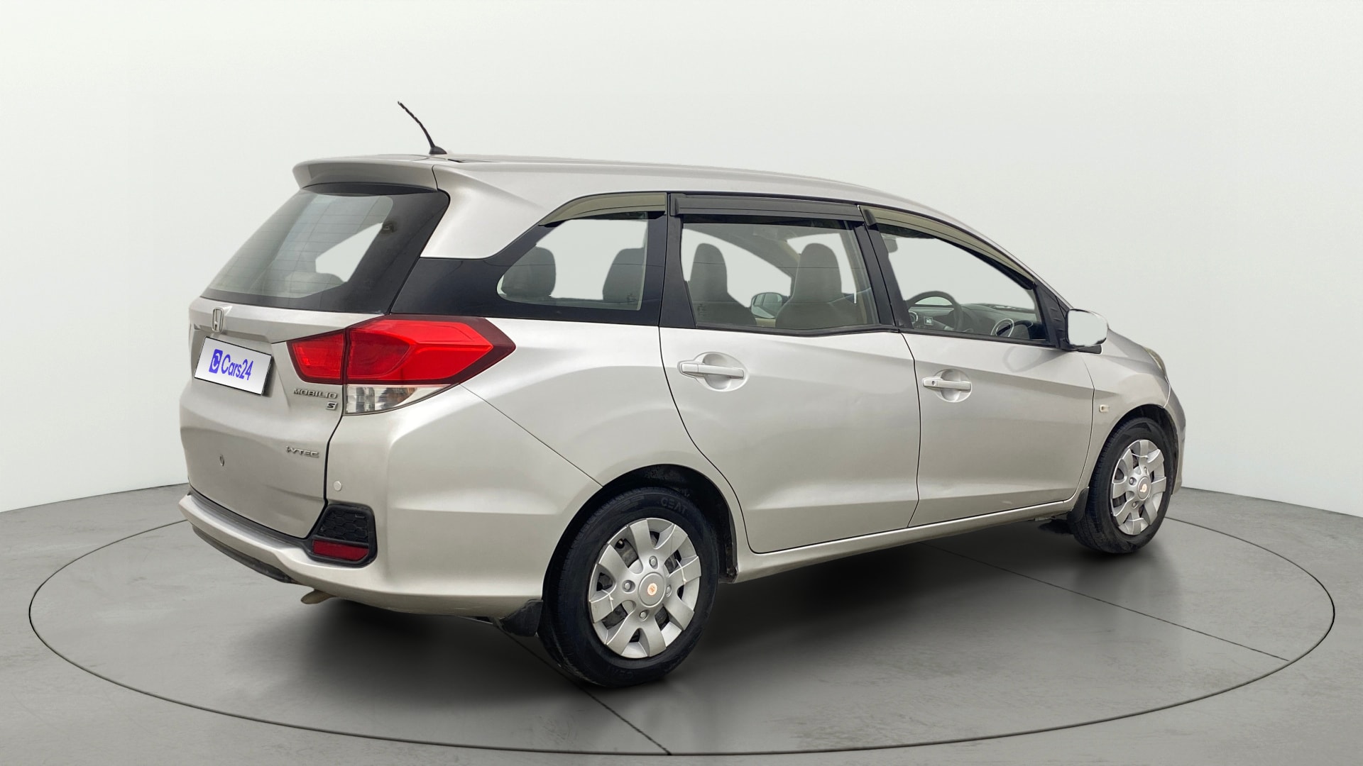 View 2014 Honda Mobilio E Diesel Image 43 Used 2014 Honda Mobilio E Diesel Image 43