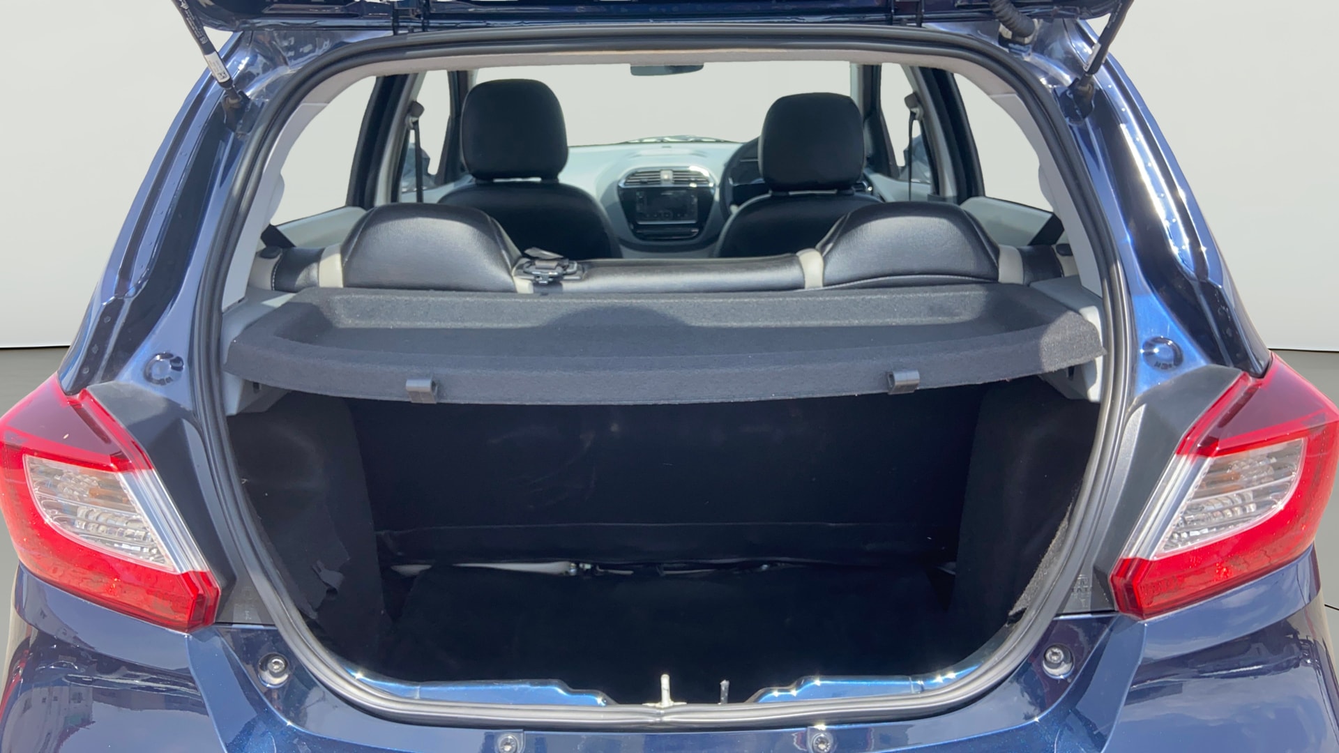 Used 2025 Tata Tiago Used 2025 Tata Tiago