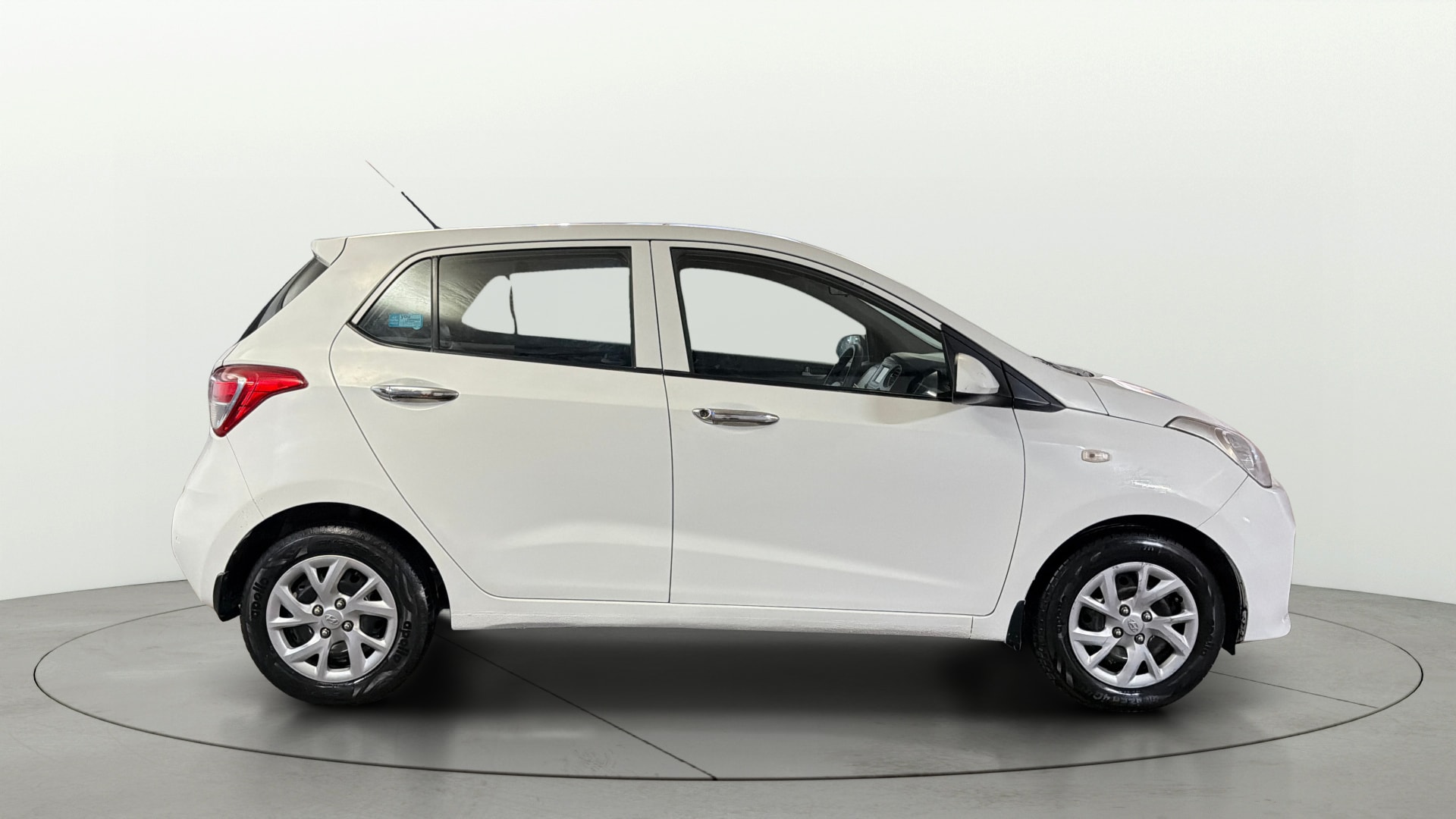 Used 2017 Hyundai Grand i10 Used 2017 Hyundai Grand i10