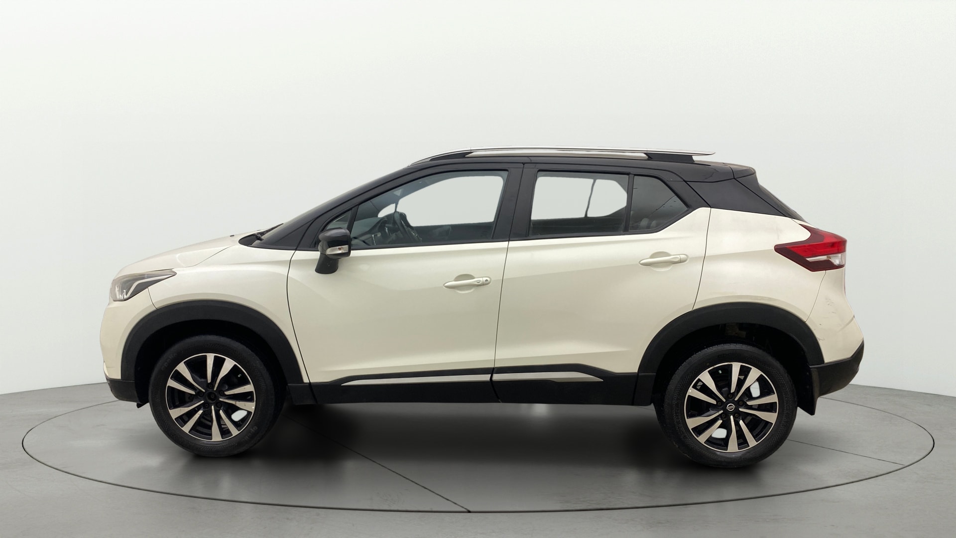 Used 2020 Nissan Kicks Used 2020 Nissan Kicks