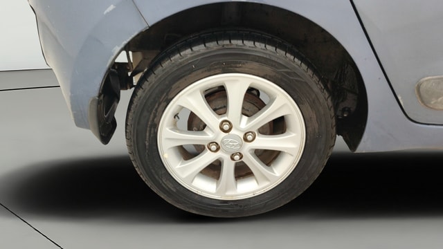 View Hyundai Grand i10 Image 32 Used Hyundai Grand i10 Image 32